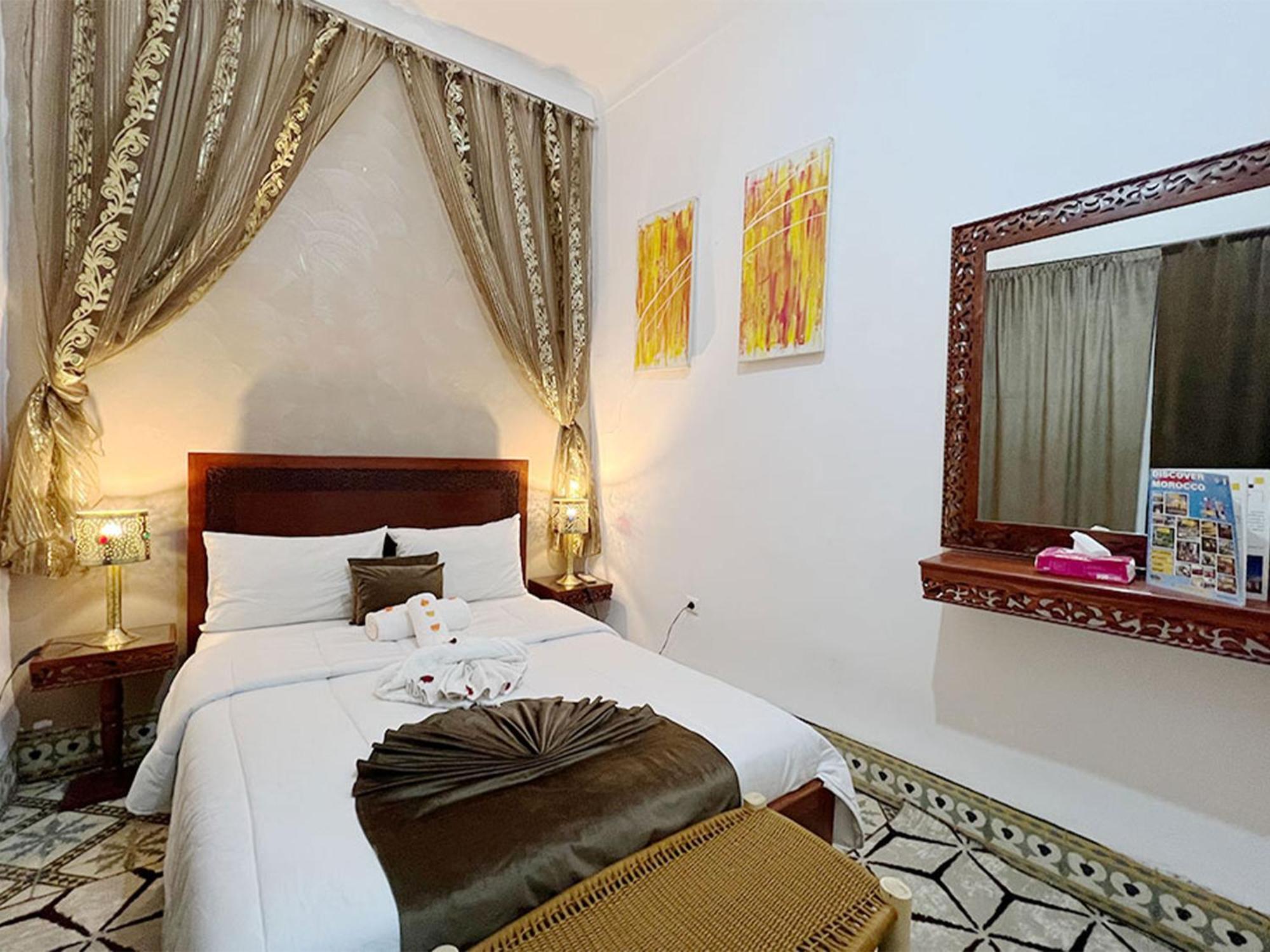 Riad Lazord De Marrakech Entier Marrakesh Eksteriør bilde