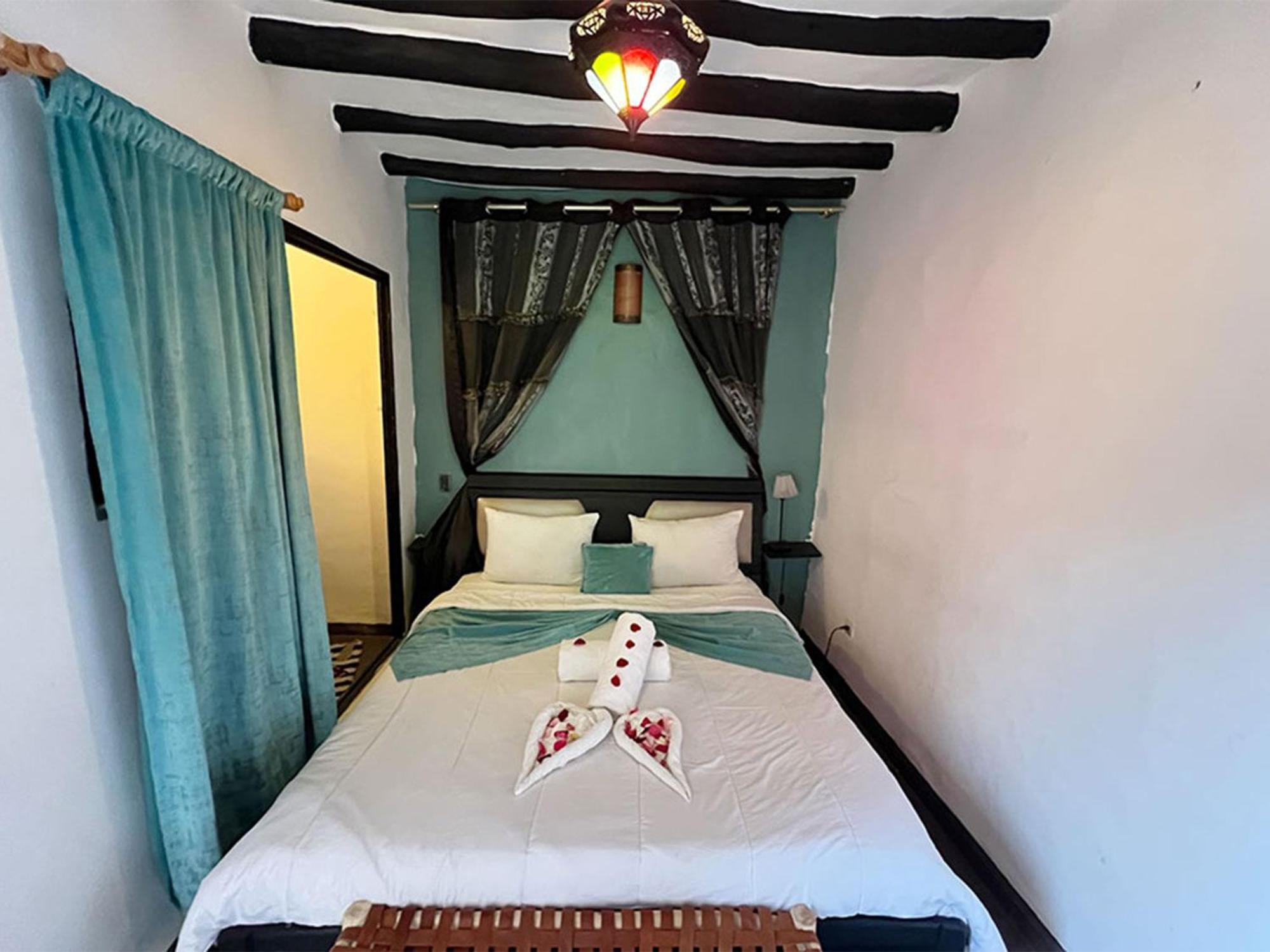 Riad Lazord De Marrakech Entier Marrakesh Eksteriør bilde