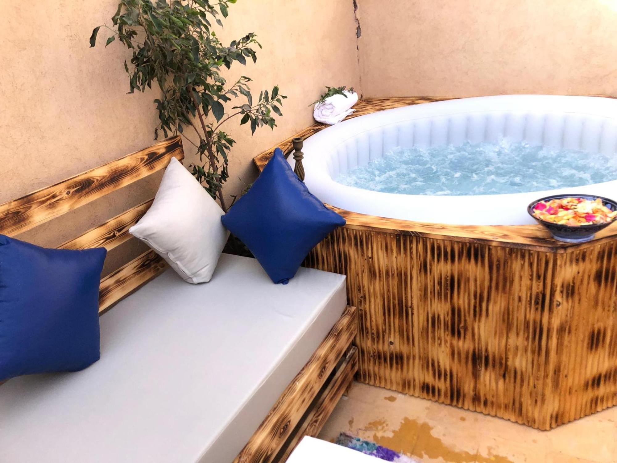 Riad Lazord De Marrakech Entier Marrakesh Eksteriør bilde